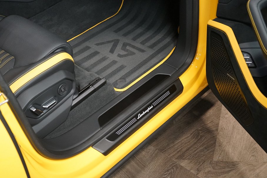 Lamborghini Urus Performante