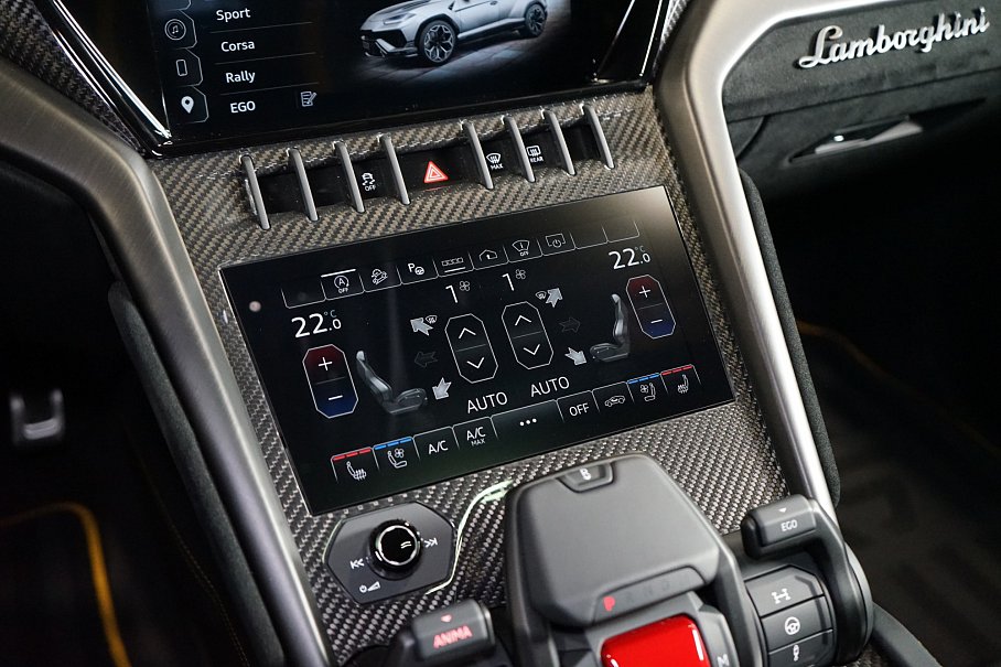 Lamborghini Urus Performante