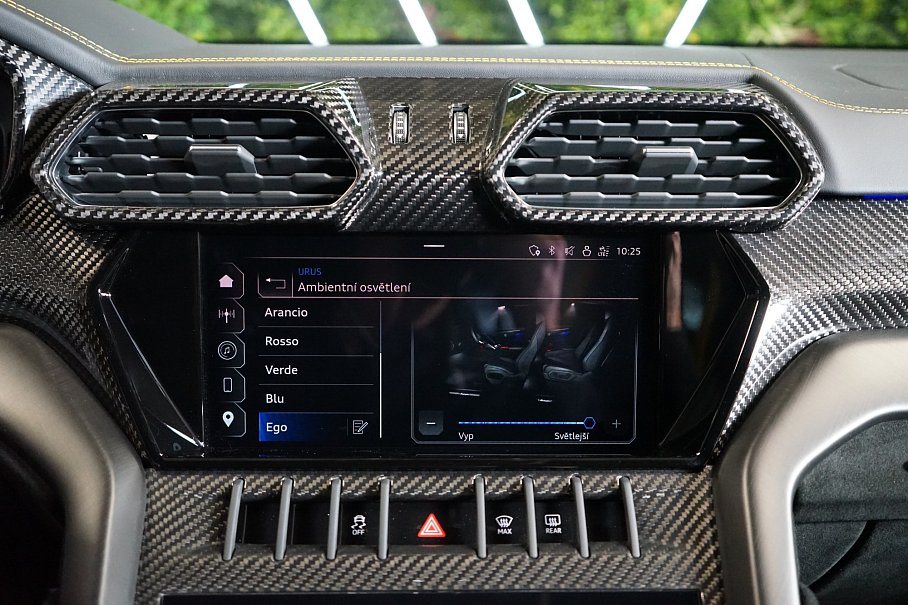 Lamborghini Urus Performante