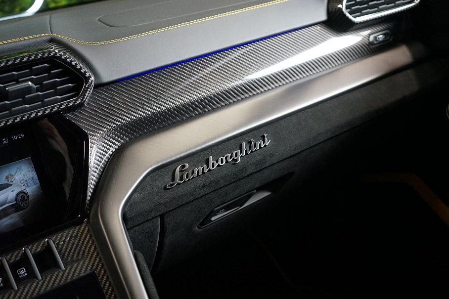 Lamborghini Urus Performante