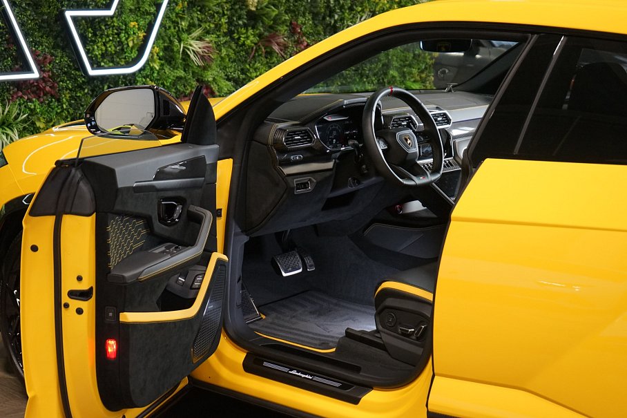 Lamborghini Urus Performante