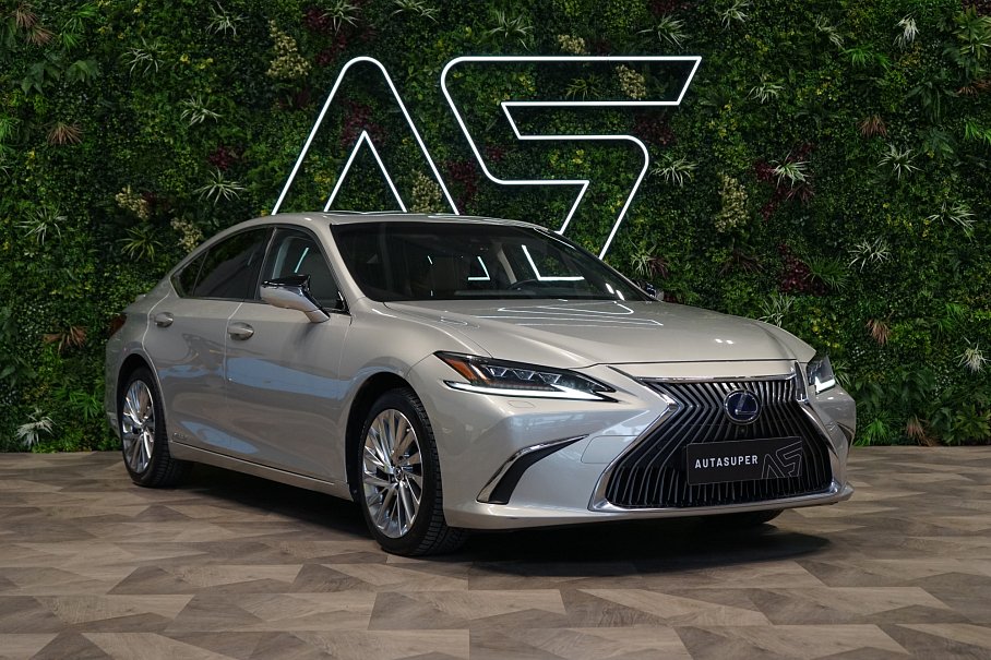 Lexus ES 300h Luxury