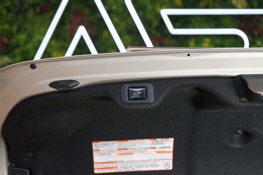 Lexus ES 300h Luxury