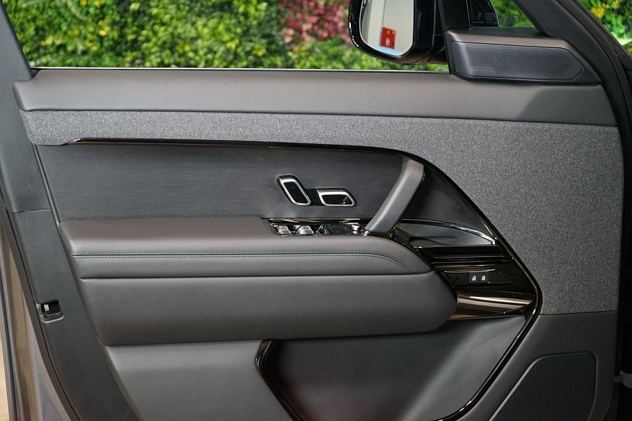 Land Rover Range Rover Sport D350 Autobiography