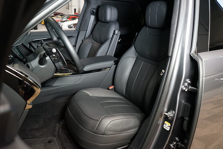 Land Rover Range Rover Sport D350 Autobiography