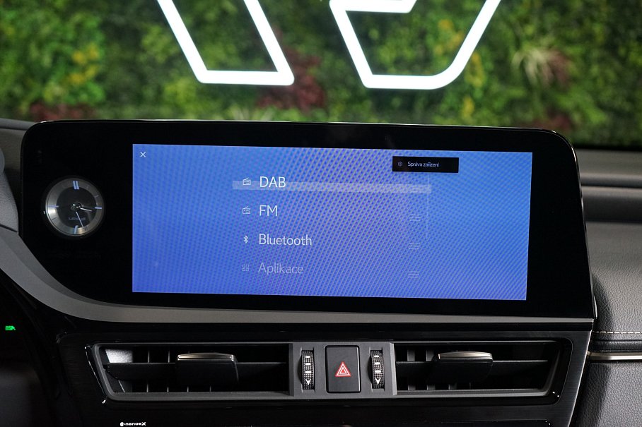 Lexus ES 300h Luxury