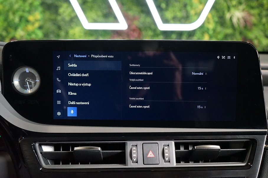 Lexus ES 300h Luxury