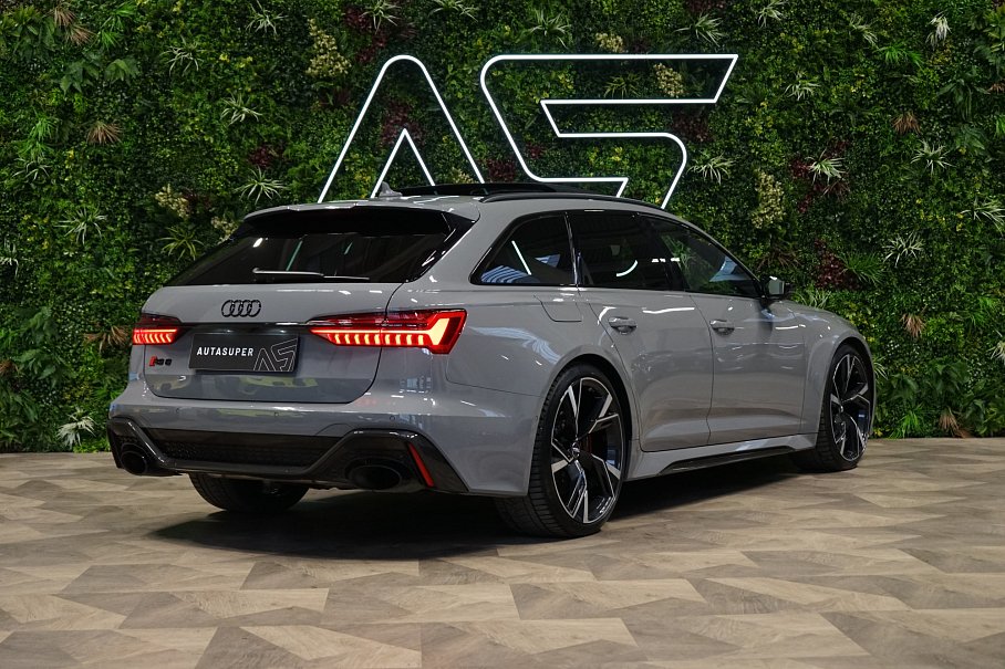 Audi RS 6 Avant TFSI quattro