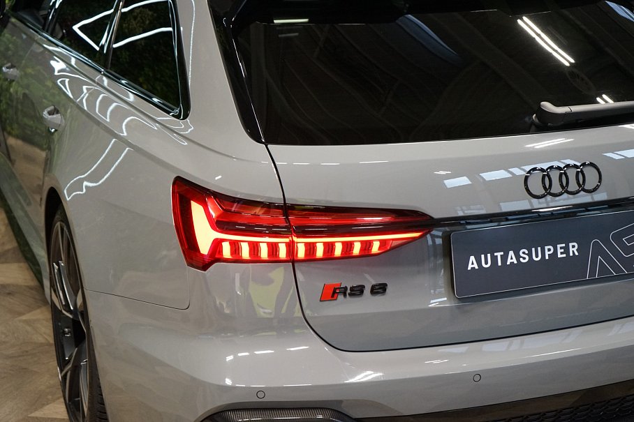 Audi RS 6 Avant TFSI quattro