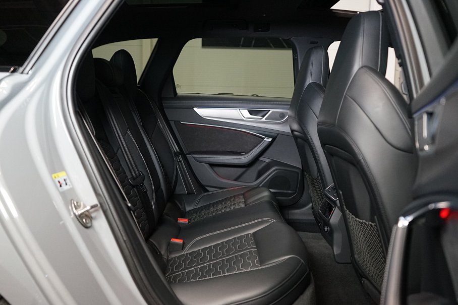 Audi RS 6 Avant TFSI quattro