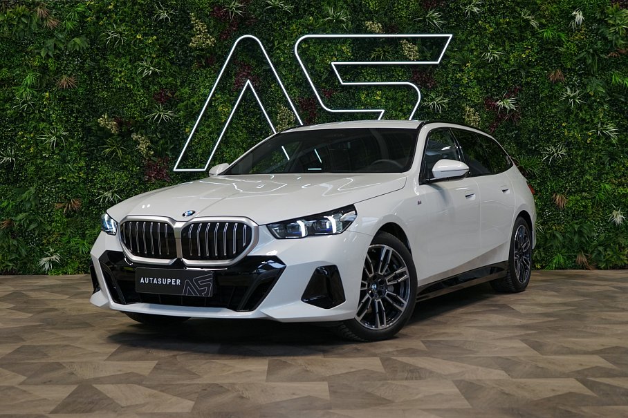 BMW Řada 5 540d Touring xDrive