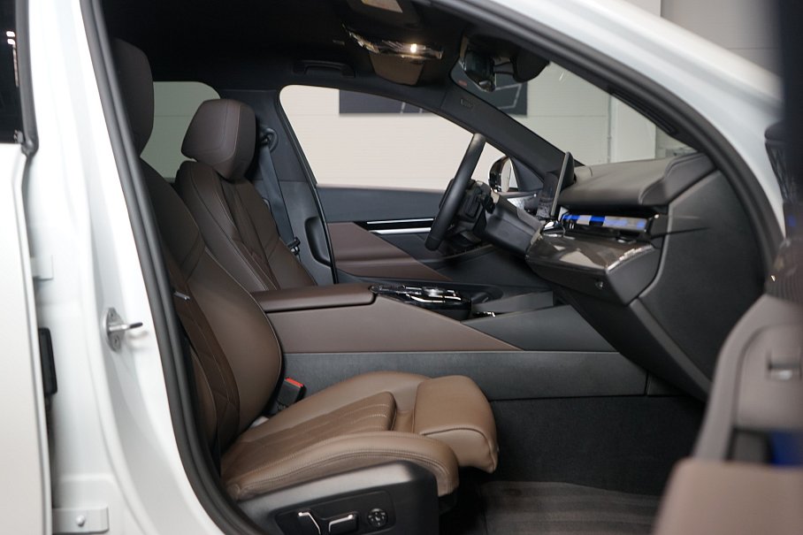 BMW Řada 5 540d Touring xDrive