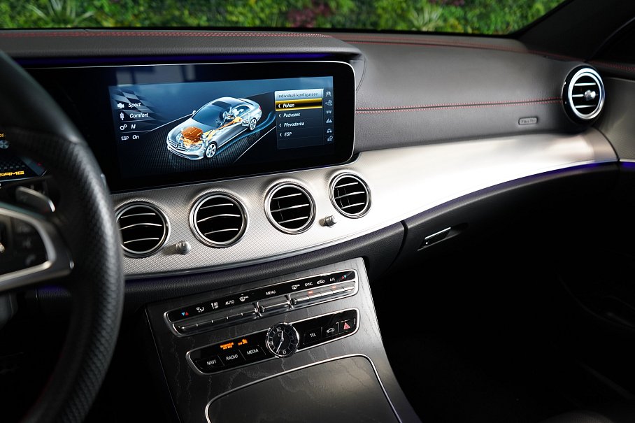 Mercedes-Benz Třída E 43 AMG 4Matic