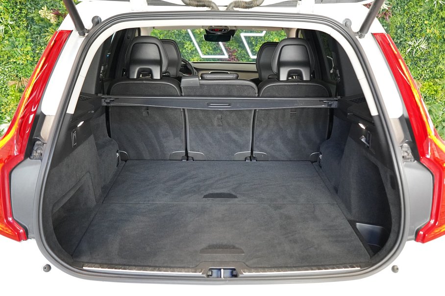 Volvo XC90 D5 AWD Momentum