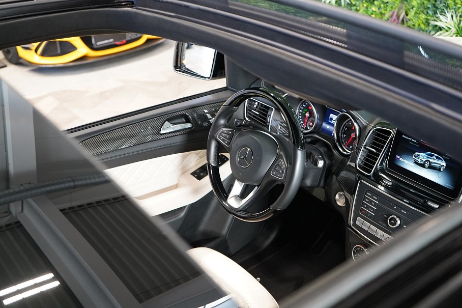 Mercedes-Benz GLE 500 4Matic Coupé Orange Art