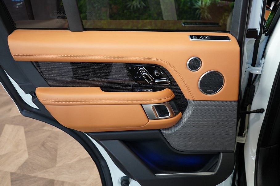 Land Rover Range Rover P525 Fifty