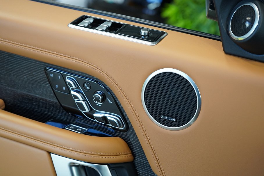 Land Rover Range Rover P525 Fifty