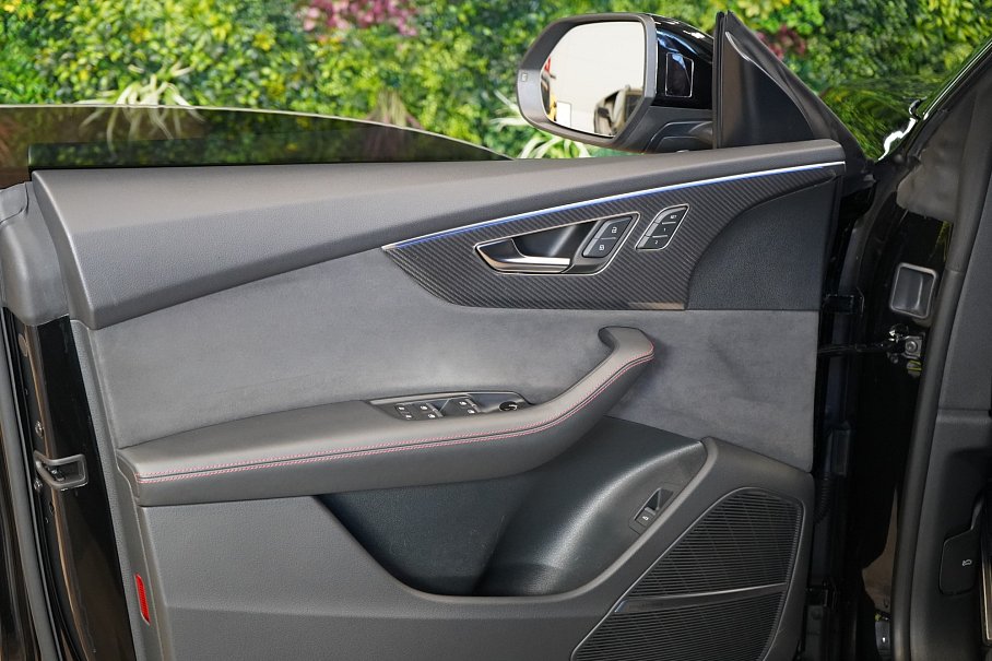 Audi RS Q8 TFSI quattro