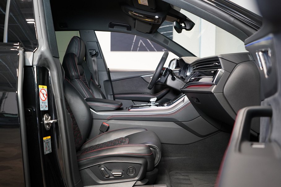 Audi RS Q8 TFSI quattro