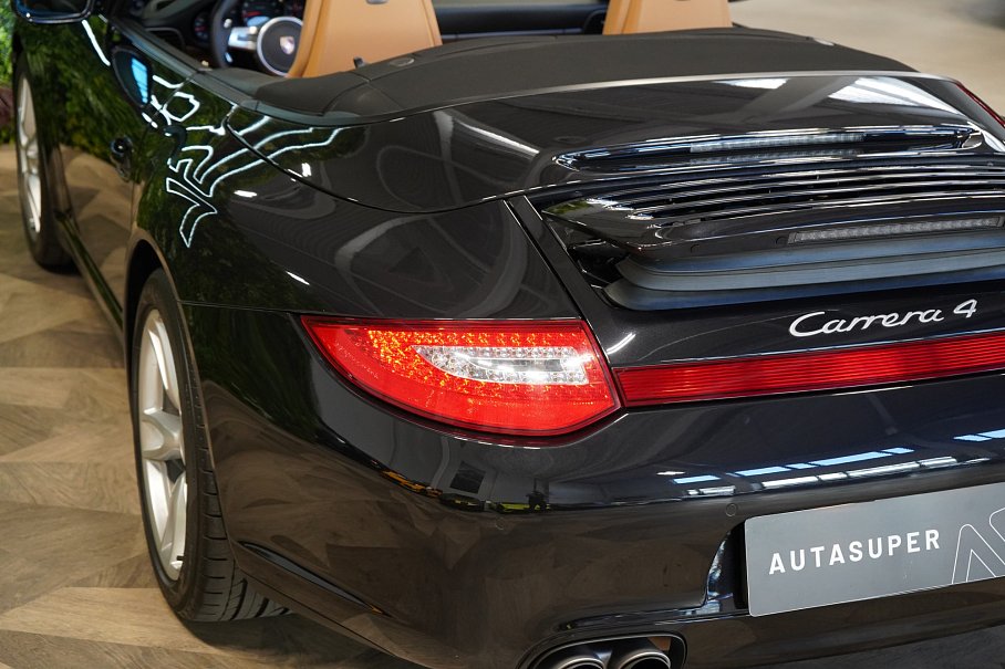 Porsche 911 997.2 Carrera 4 Cabriolet