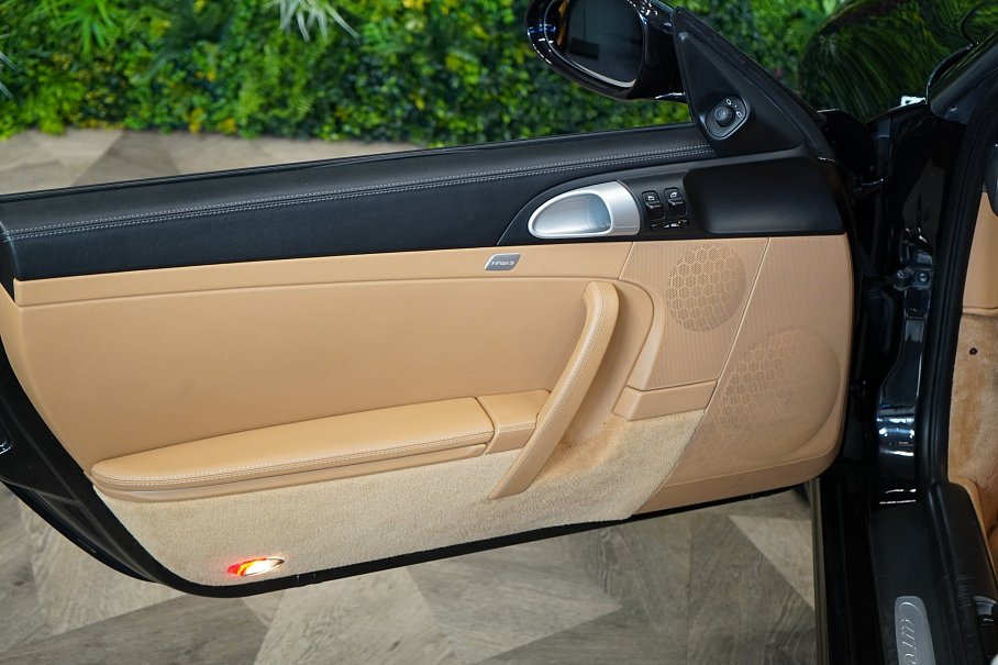 Porsche 911 997.2 Carrera 4 Cabriolet