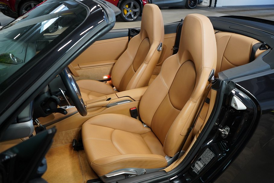 Porsche 911 997.2 Carrera 4 Cabriolet