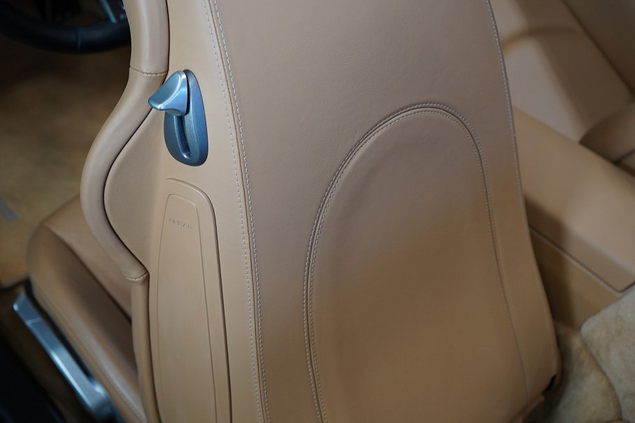 Porsche 911 997.2 Carrera 4 Cabriolet