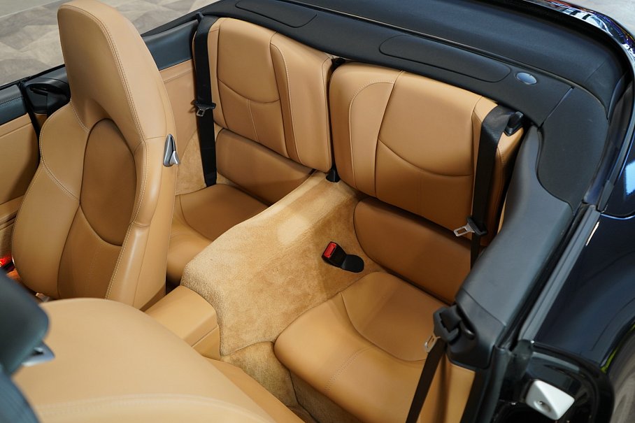 Porsche 911 997.2 Carrera 4 Cabriolet