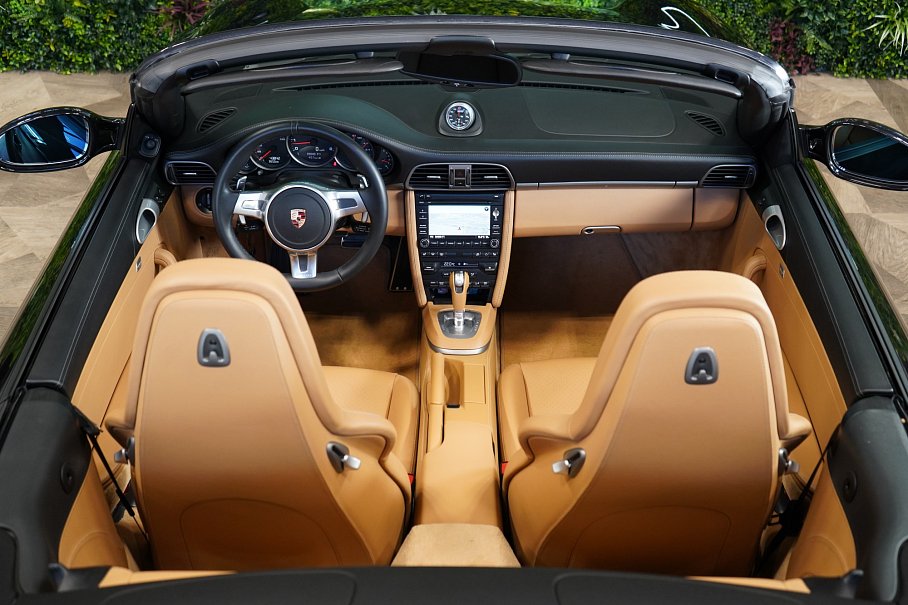 Porsche 911 997.2 Carrera 4 Cabriolet