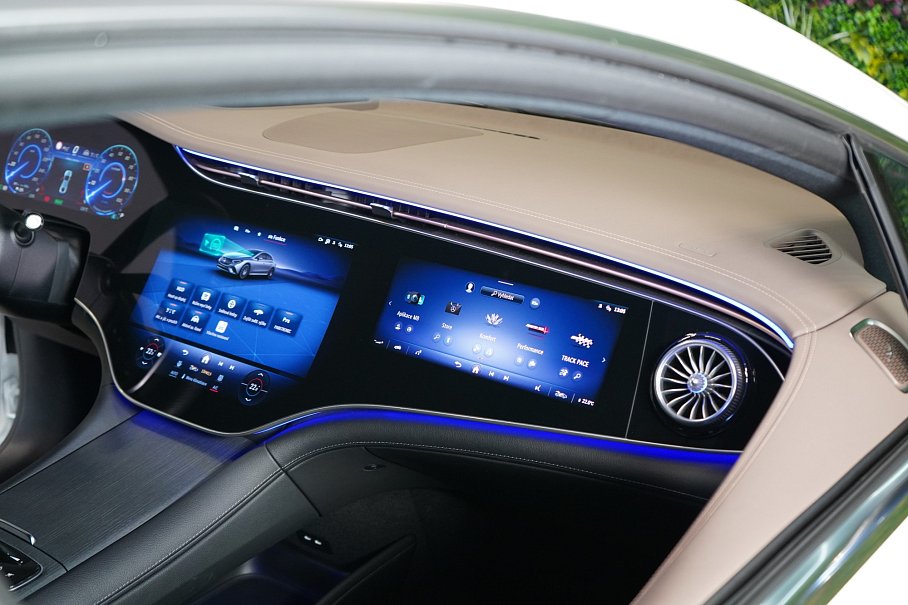 Mercedes-Benz EQE 53 AMG 4Matic+