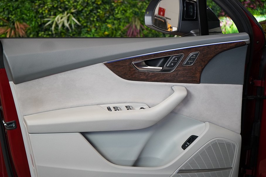 Audi Q7 50 TDI quattro