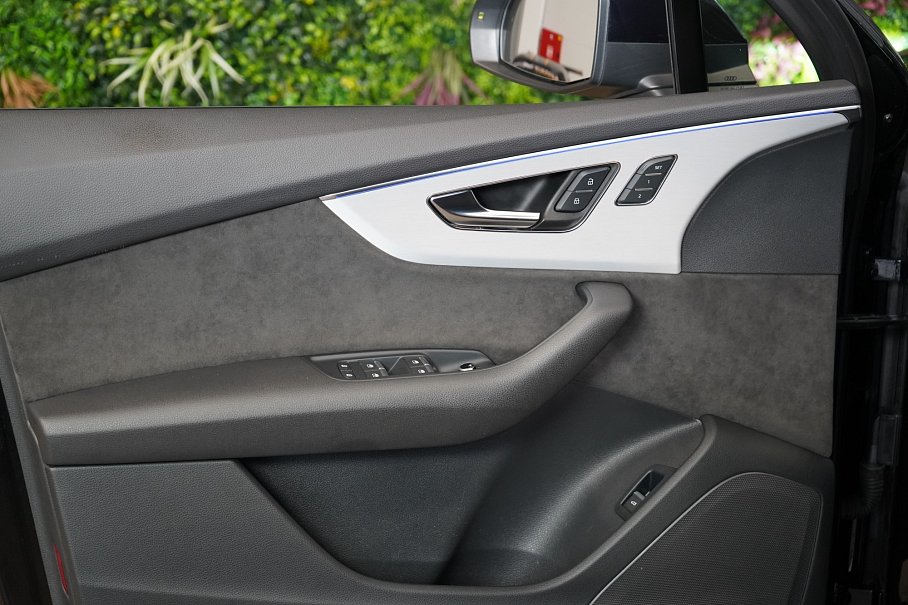 Audi Q7 50 TDI quattro