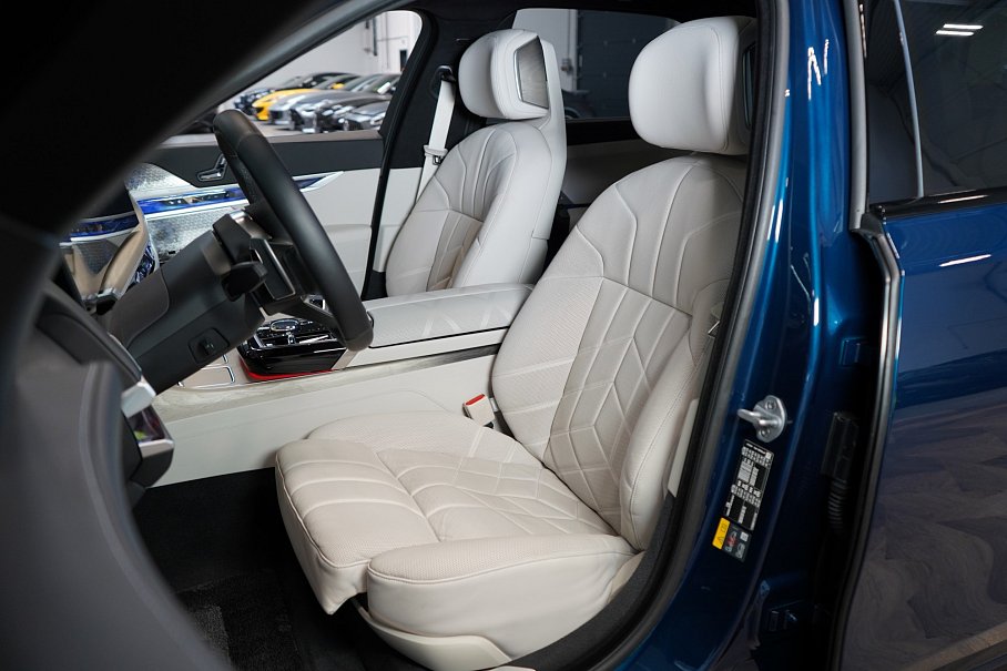 BMW Řada 7 750e xDrive