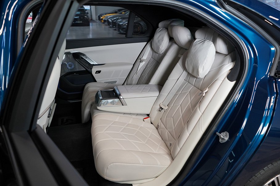 BMW Řada 7 750e xDrive