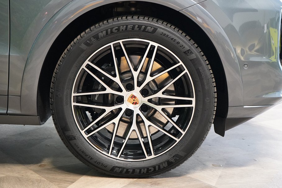 Porsche Cayenne S E-Hybrid Black Edition