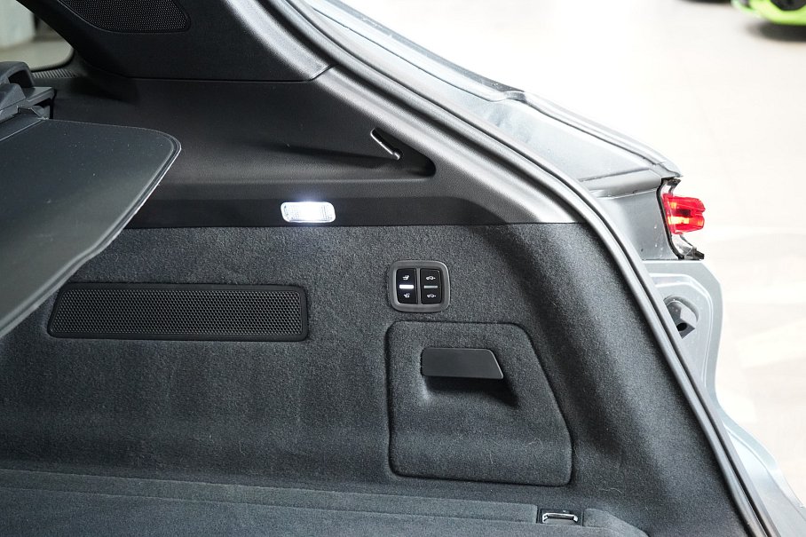 Porsche Cayenne S E-Hybrid Black Edition