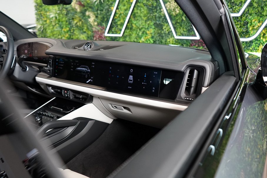 Porsche Cayenne S E-Hybrid Black Edition