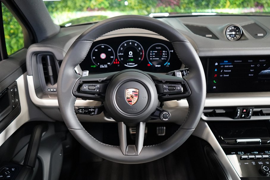 Porsche Cayenne S E-Hybrid Black Edition