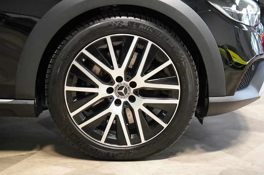 Mercedes-Benz Třída E 400d 4Matic All-Terrain