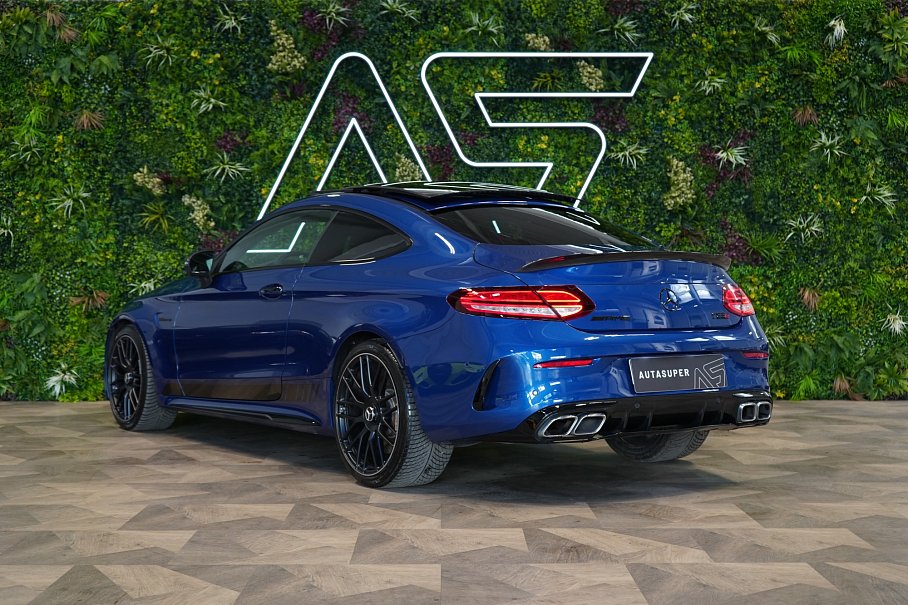 Mercedes-Benz Třída C 63s AMG
