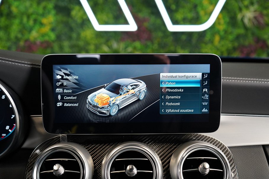 Mercedes-Benz Třída C 63s AMG