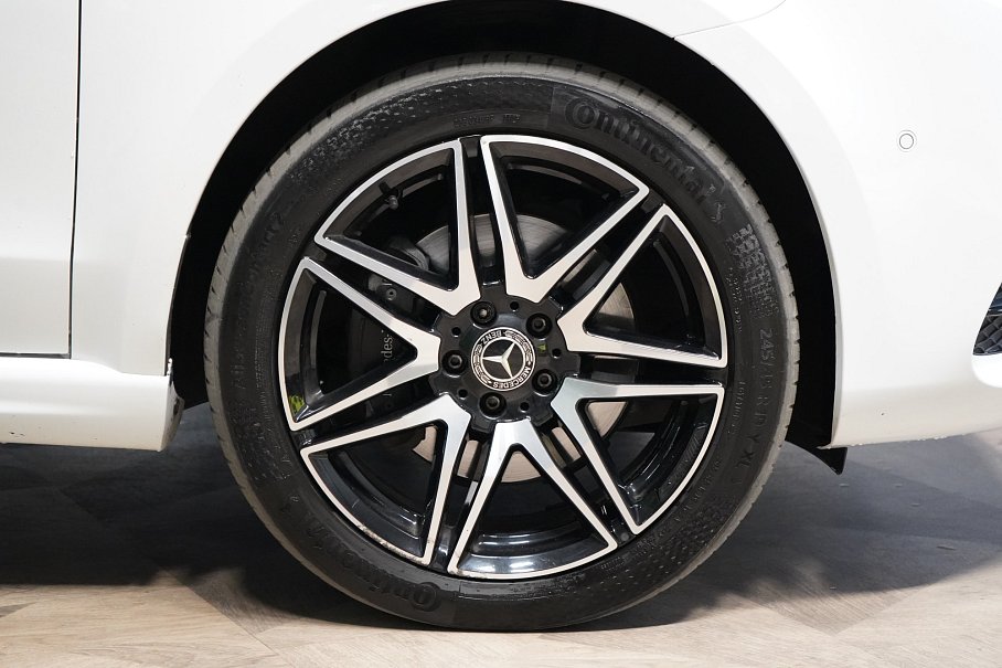 Mercedes-Benz Třída V 300d 4Matic