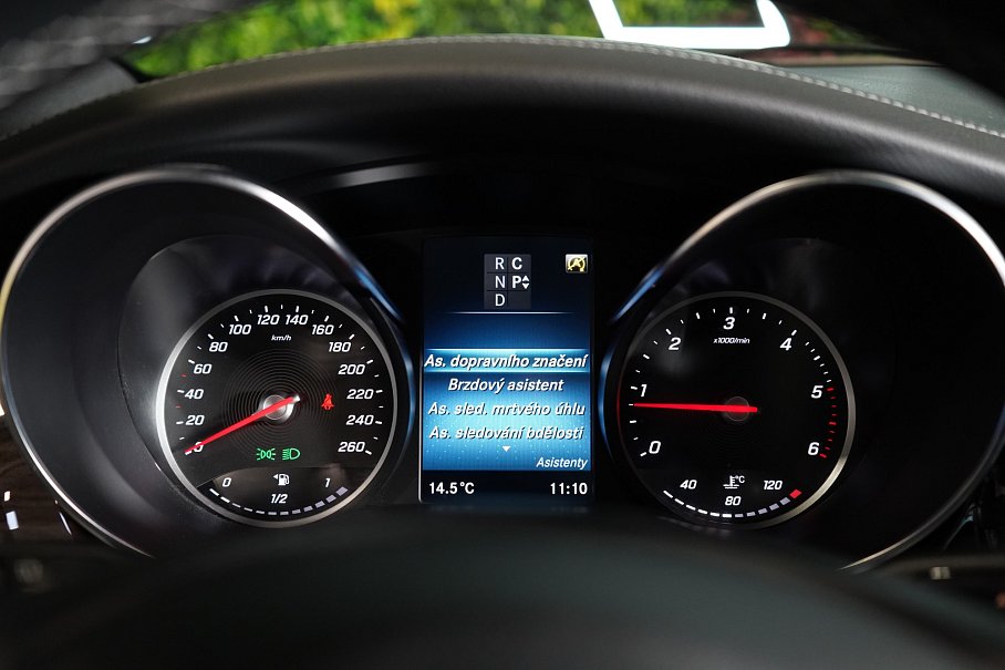 Mercedes-Benz Třída V 300d 4Matic