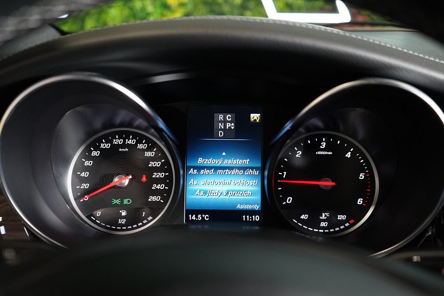 Mercedes-Benz Třída V 300d 4Matic