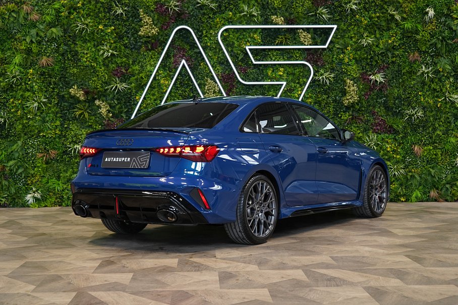 Audi RS 3 2.5 TFSI quattro