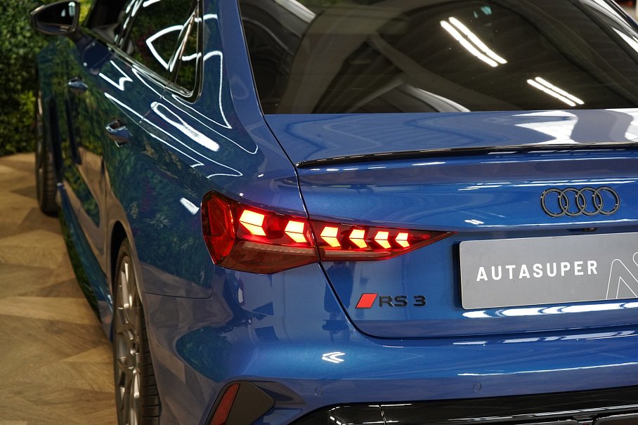 Audi RS 3 2.5 TFSI quattro