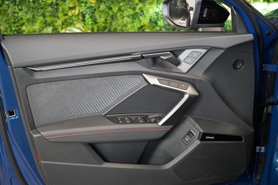 Audi RS 3 2.5 TFSI quattro