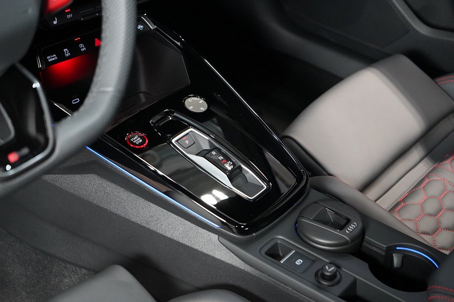 Audi RS 3 2.5 TFSI quattro