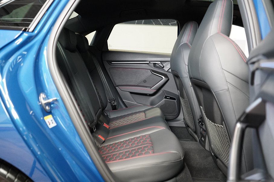 Audi RS 3 2.5 TFSI quattro