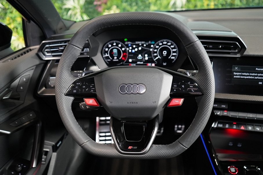 Audi RS 3 2.5 TFSI quattro